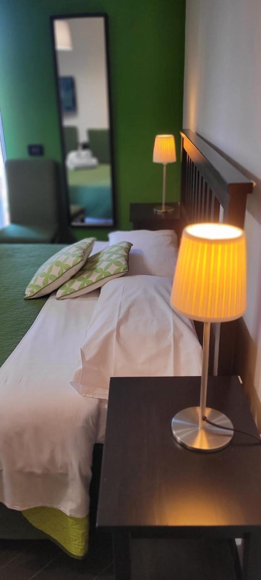 XX Miglia Rooms & Apartments 卡塔尼亚 外观 照片