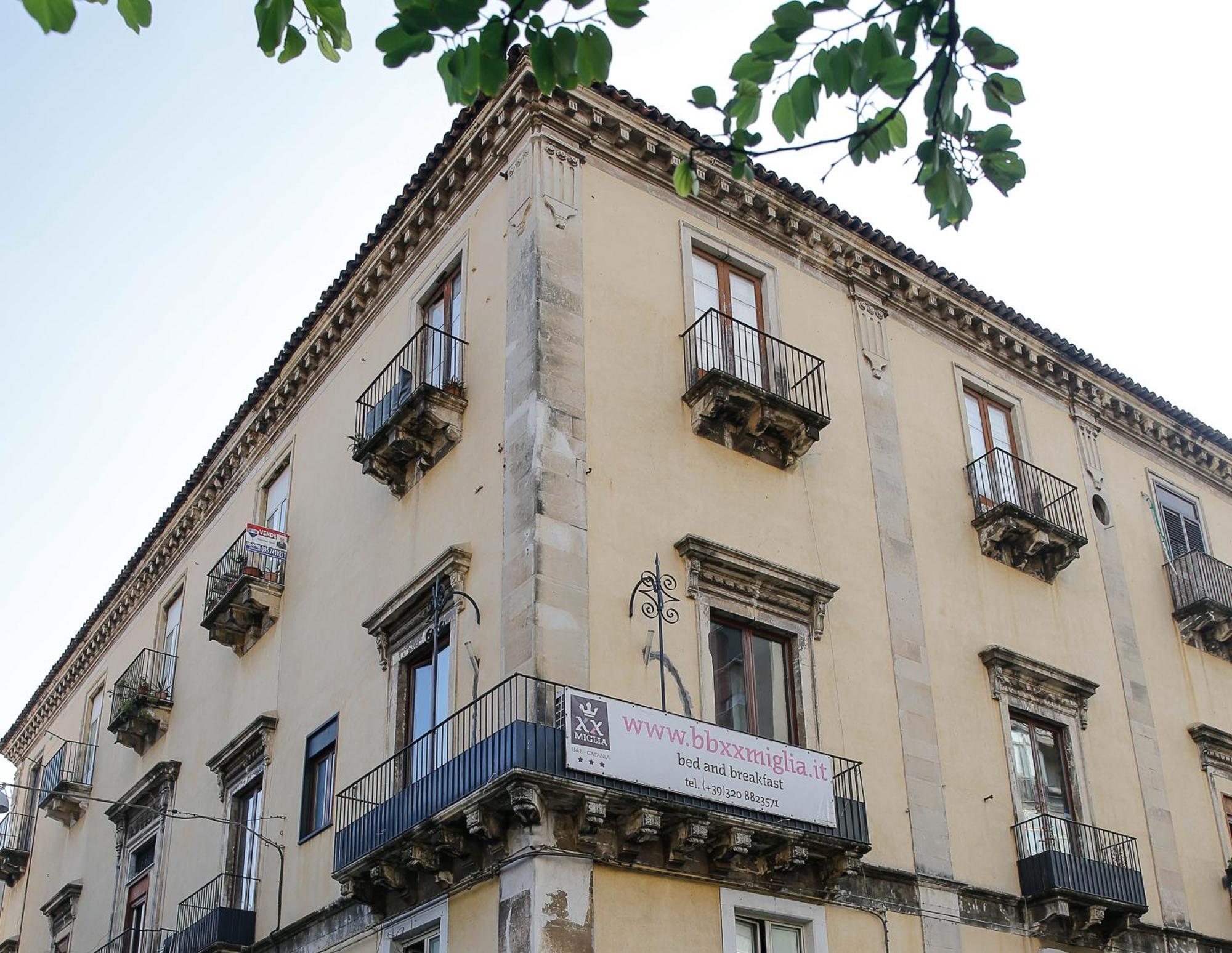 XX Miglia Rooms & Apartments 卡塔尼亚 外观 照片