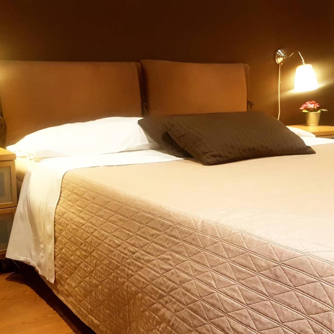 XX Miglia Rooms & Apartments 卡塔尼亚 外观 照片