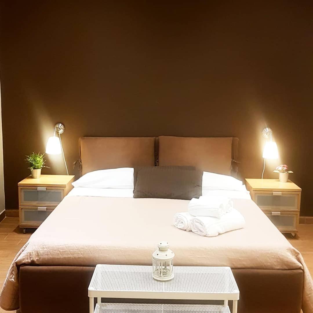 XX Miglia Rooms & Apartments 卡塔尼亚 外观 照片