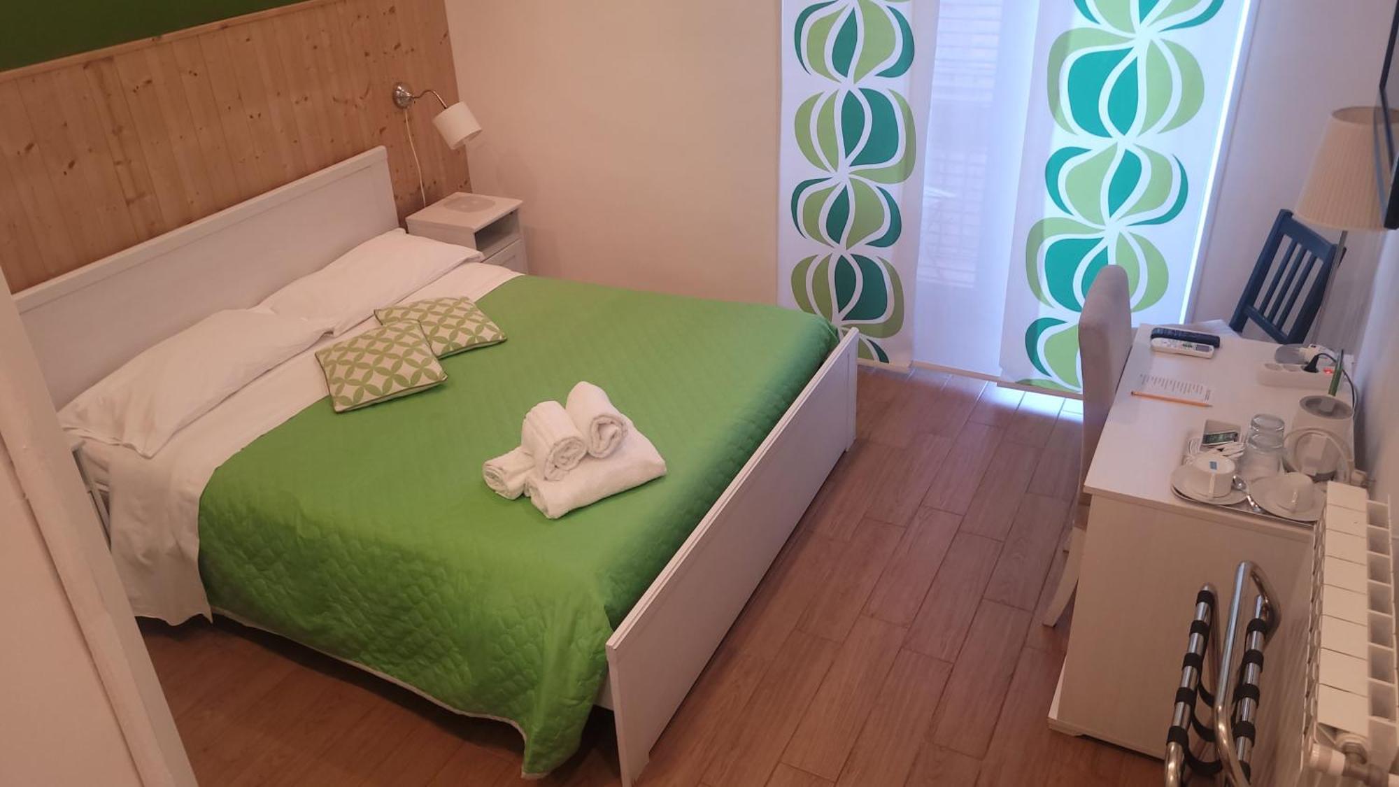 XX Miglia Rooms & Apartments 卡塔尼亚 外观 照片
